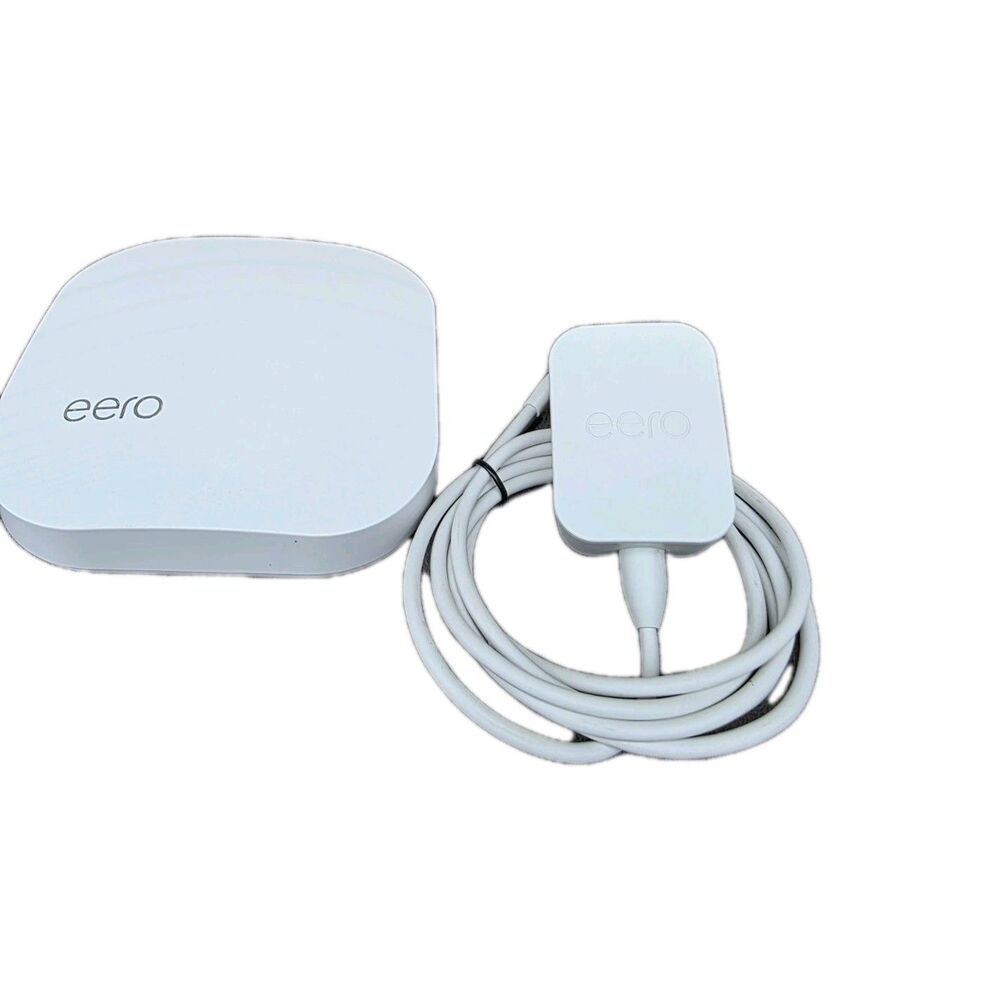 eero Pro 2nd Generation AC Tri-Band Mesh Router - White B010001